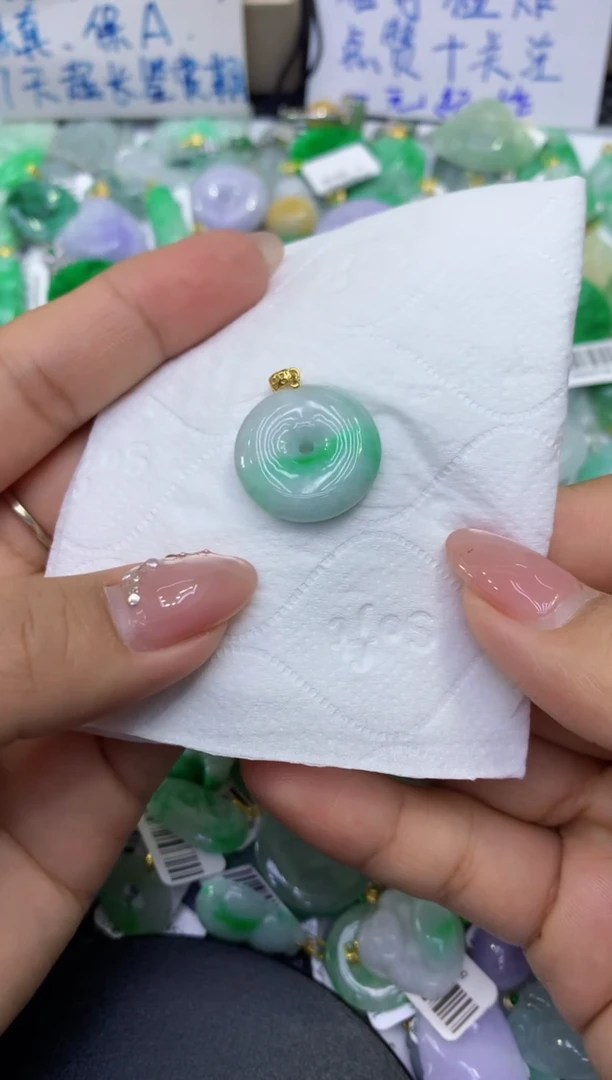 颈饰未镶嵌翡翠天然缅甸A货翡翠