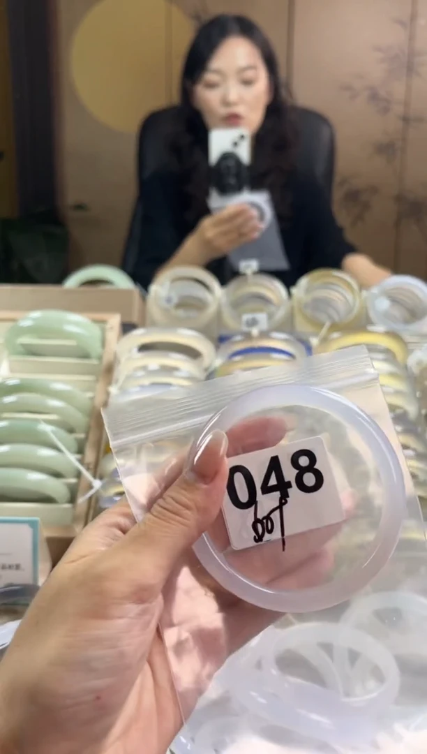 手镯玛瑙/玉髓未镶嵌048
