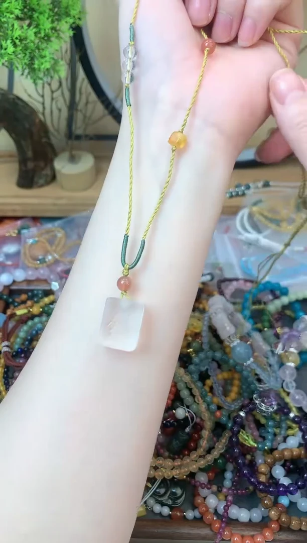 【闪购商品】水晶颈饰未镶嵌348手串