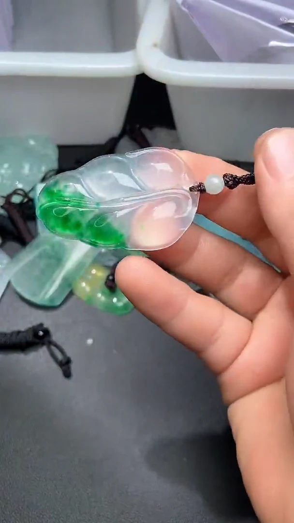 散珠翡翠含赠品绳子发货YZ35DA L