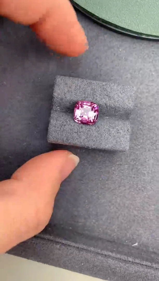 【闪购商品】尖晶石裸石未镶嵌2.9ct粉尖晶