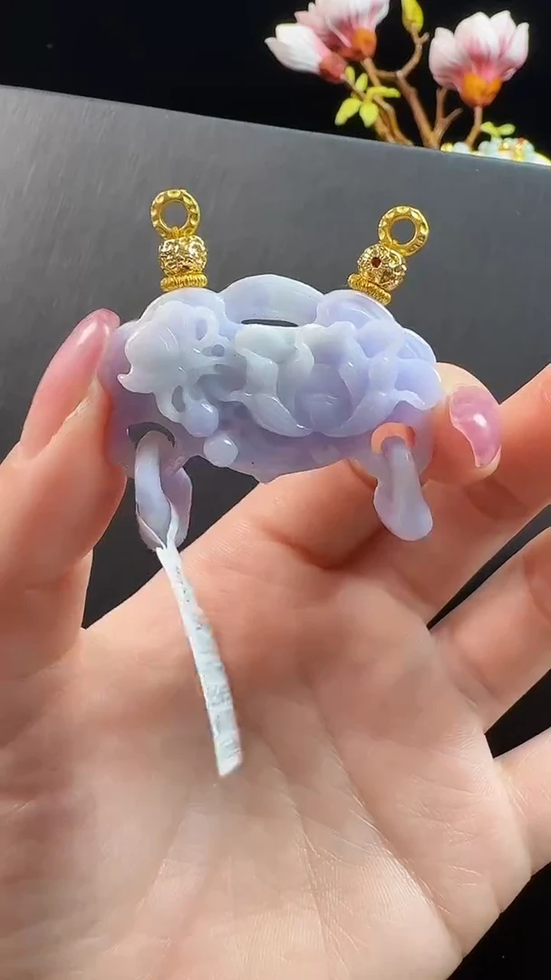 颈饰未镶嵌翡翠如意