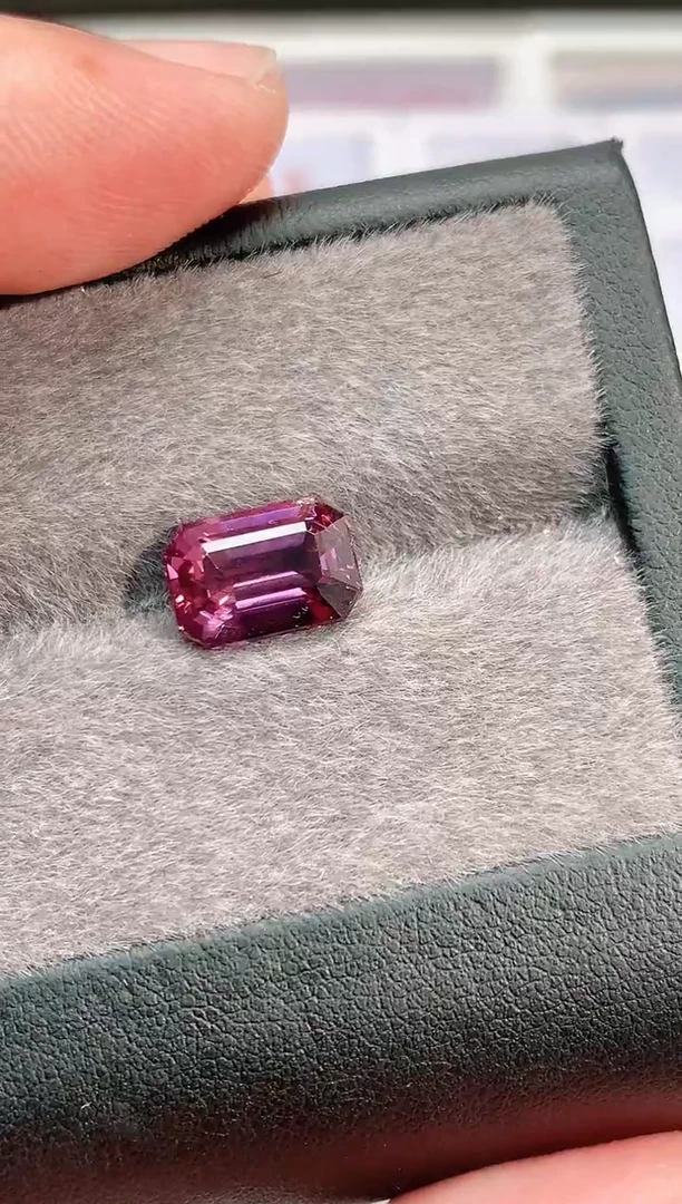 裸石尖晶石4.39-4390天然尖晶石