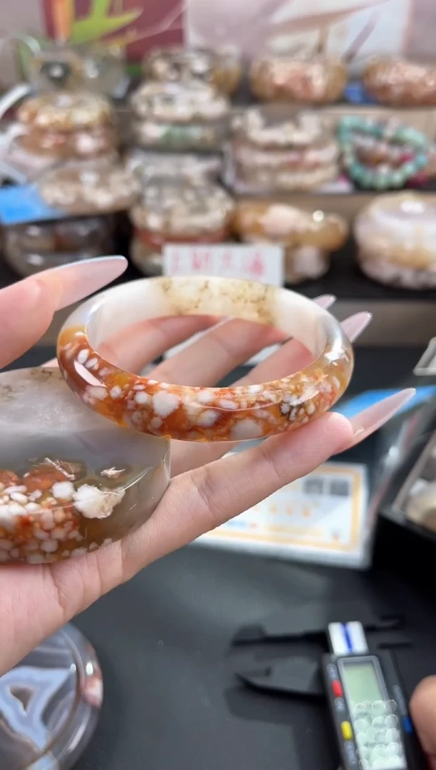 未镶嵌手镯石英质玉天然樱花玛瑙手镯（镯心赠品）60