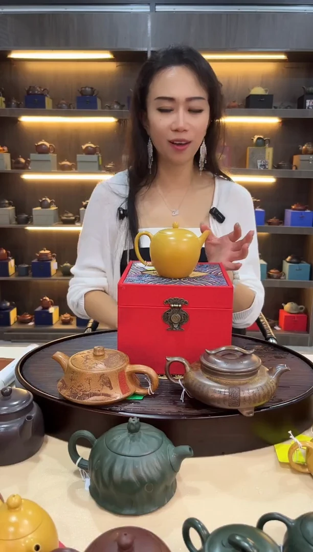 茶壶紫砂光器美人肩 1986冰窖冷黄金 赵晖