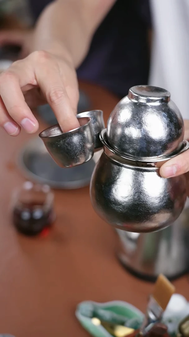 茶盏辉常配 纯钛福禄宝瓶