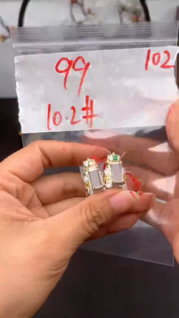 定制翡翠未镶嵌缅甸天然A货翡翠拍一发一