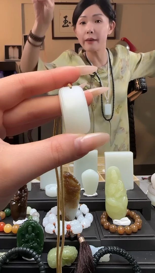 【闪购商品】和田玉白玉无事牌未镶嵌吊坠