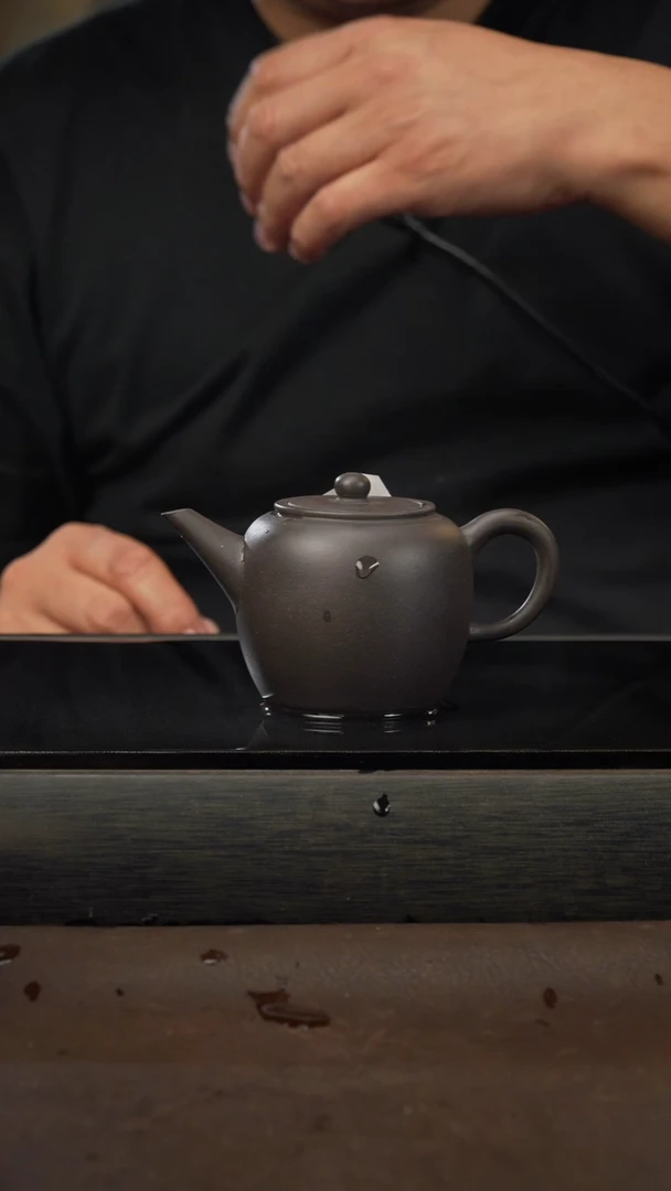 茶壶紫砂17，黑苹果，在黑料， 150cc