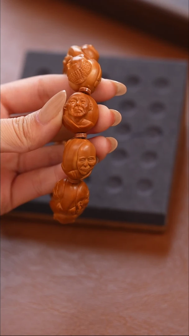 手串/手链橄榄核罗汉1.9