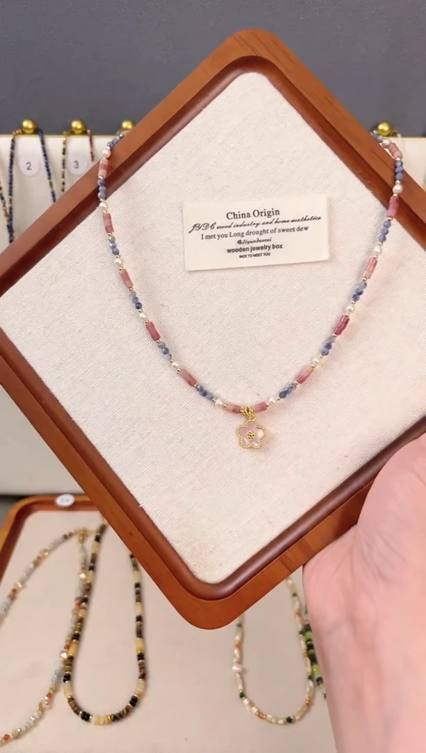 石英质玉钛钢颈饰13号