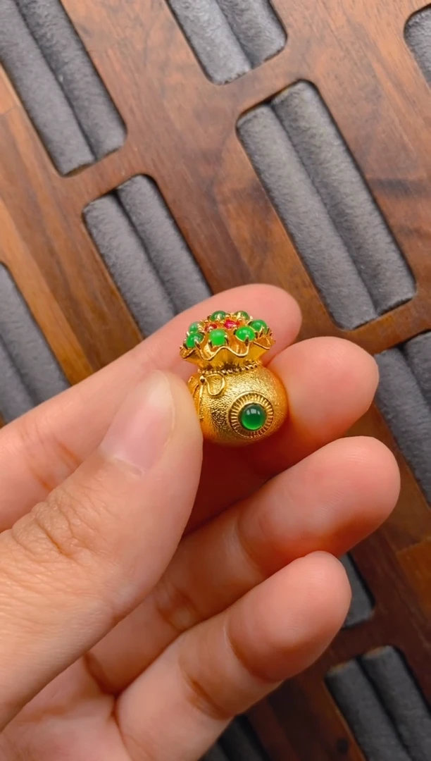 翡翠银S925镶嵌吊坠(不含链)钱袋