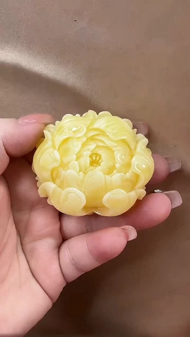 琥珀颈饰未镶嵌吊坠