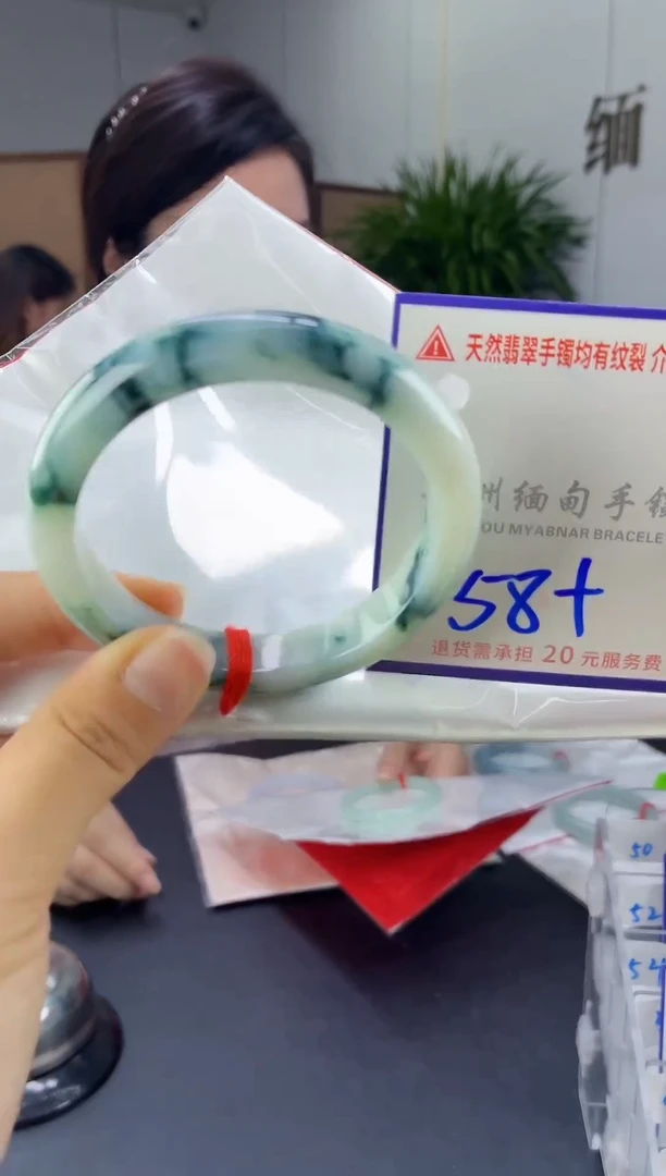 翡翠手镯未镶嵌111111111111