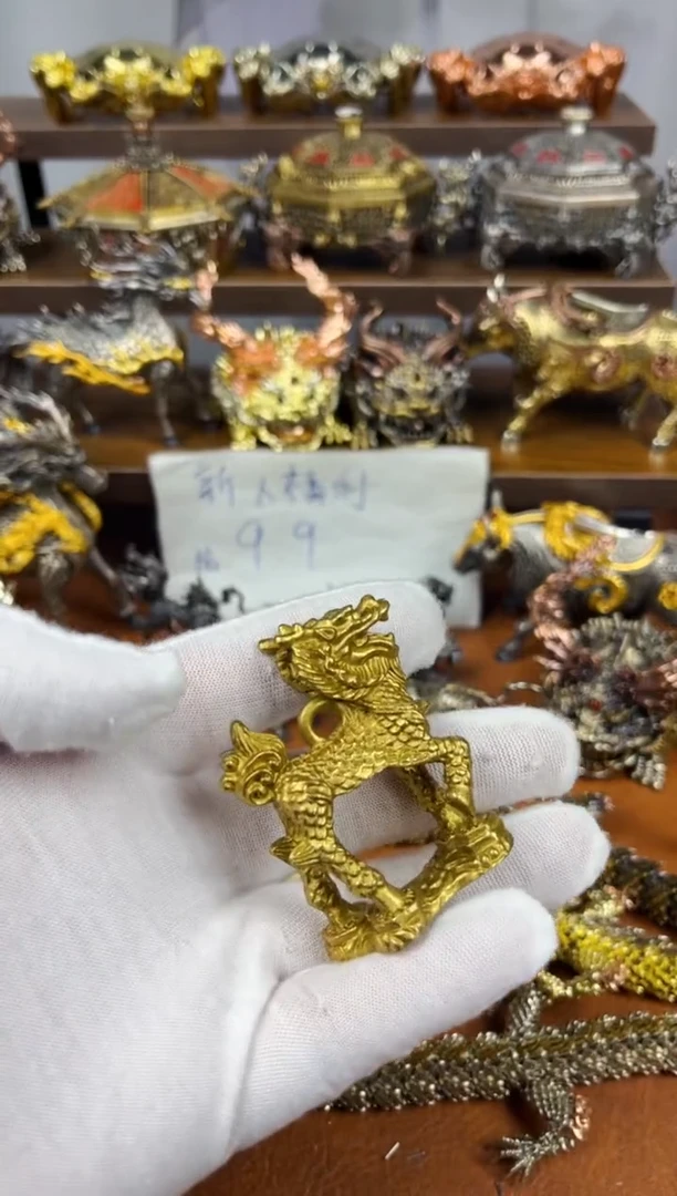 老款麒麟摆件实心