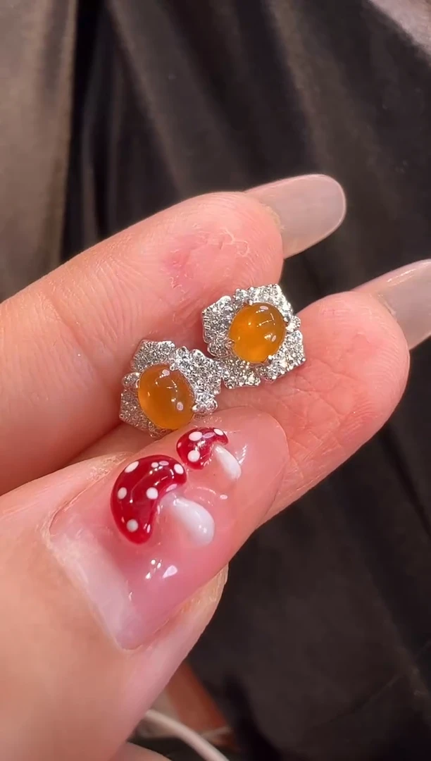 【闪购商品】翡翠耳饰18K金镶嵌耳饰