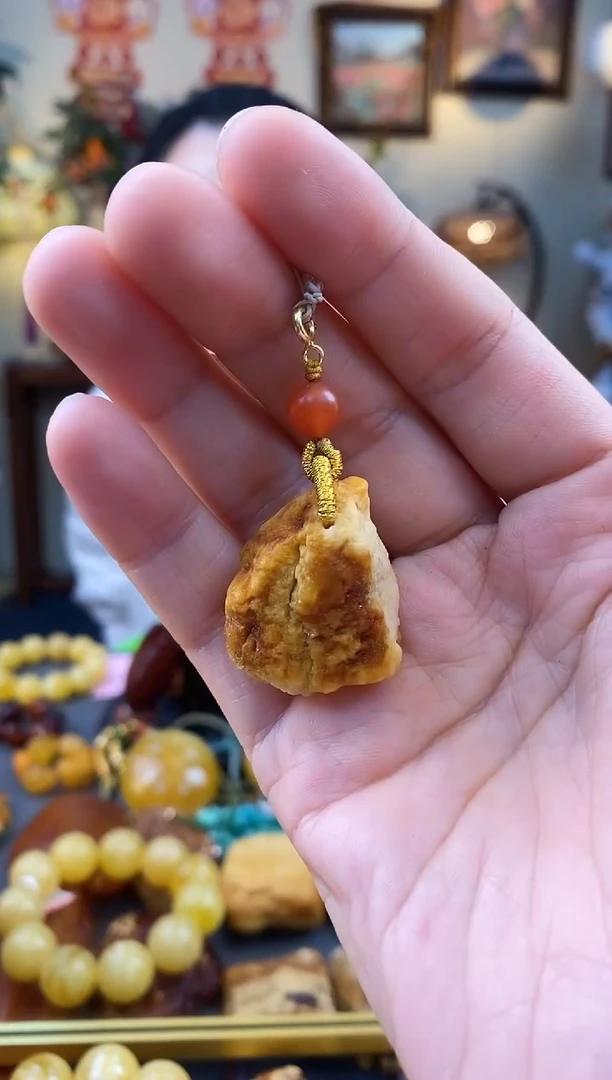 【闪购商品】未镶嵌琥珀颈饰吊坠