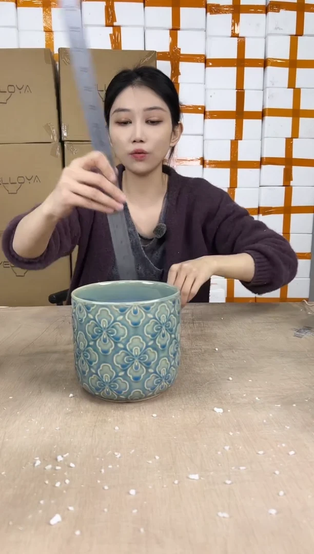 浮雕花朵渐变蓝15x14