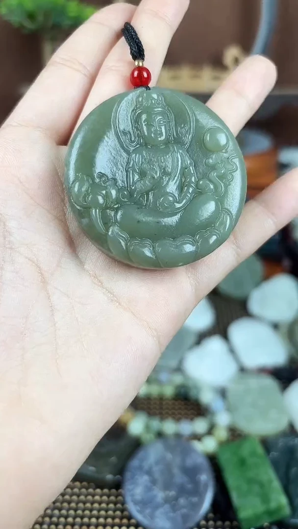 和田玉未镶嵌颈饰1