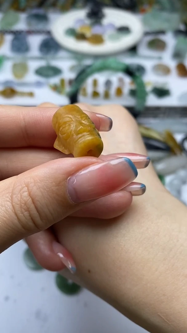 未镶嵌定制翡翠毛货定制不退不换