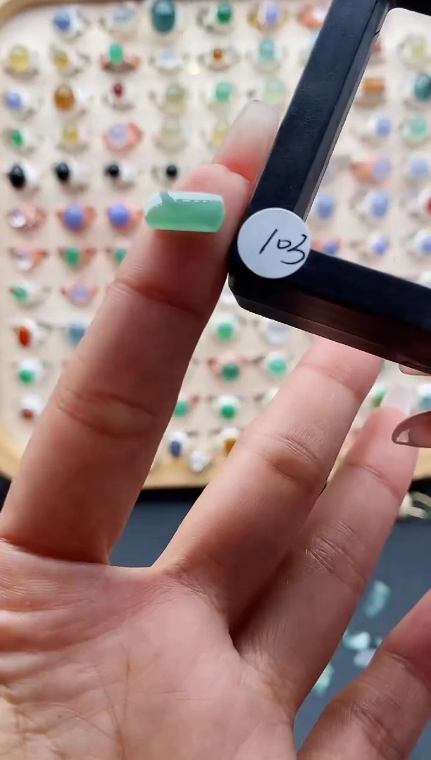 【闪购商品】翡翠裸石缅甸天然A货翡翠裸石+