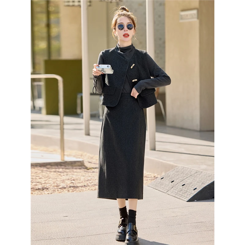 小香风时尚气质连衣裙套装女2025秋季新款减龄显瘦马甲半裙三件套