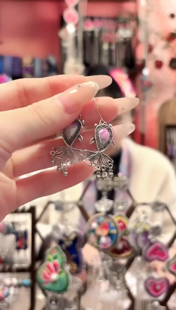 织绣云织谣民族风精美饰品354