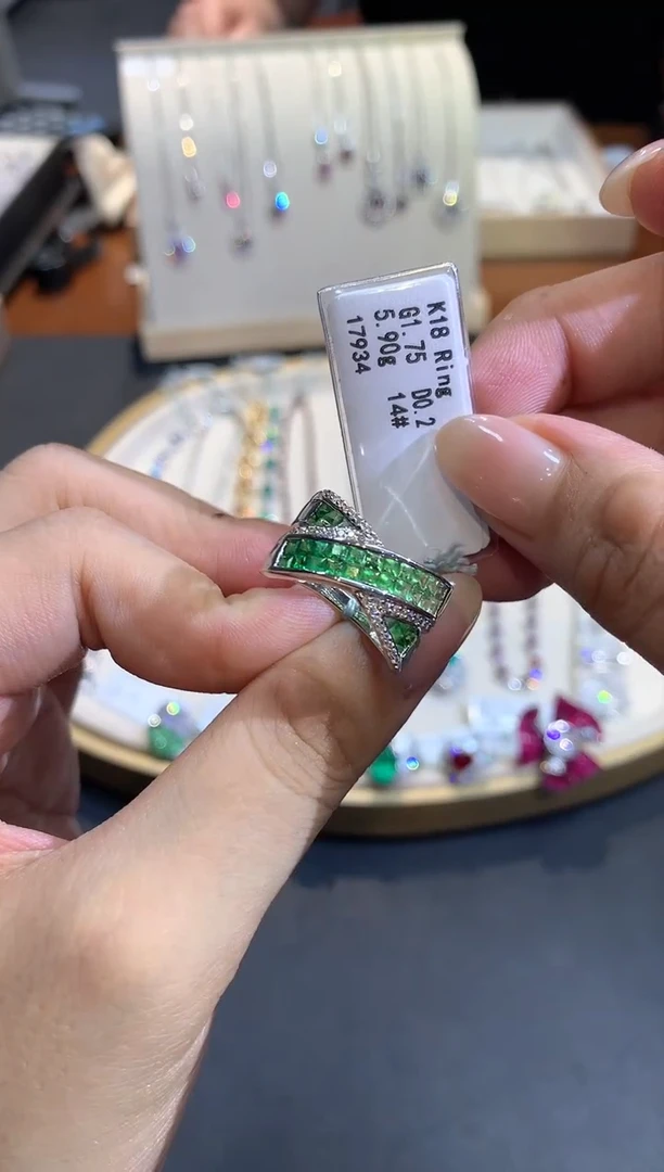 定制祖母绿戒指18K金镶嵌D633|6980