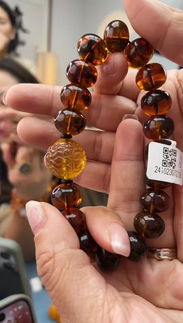 【闪购商品】琥珀珠宝奇石未镶嵌13发一件