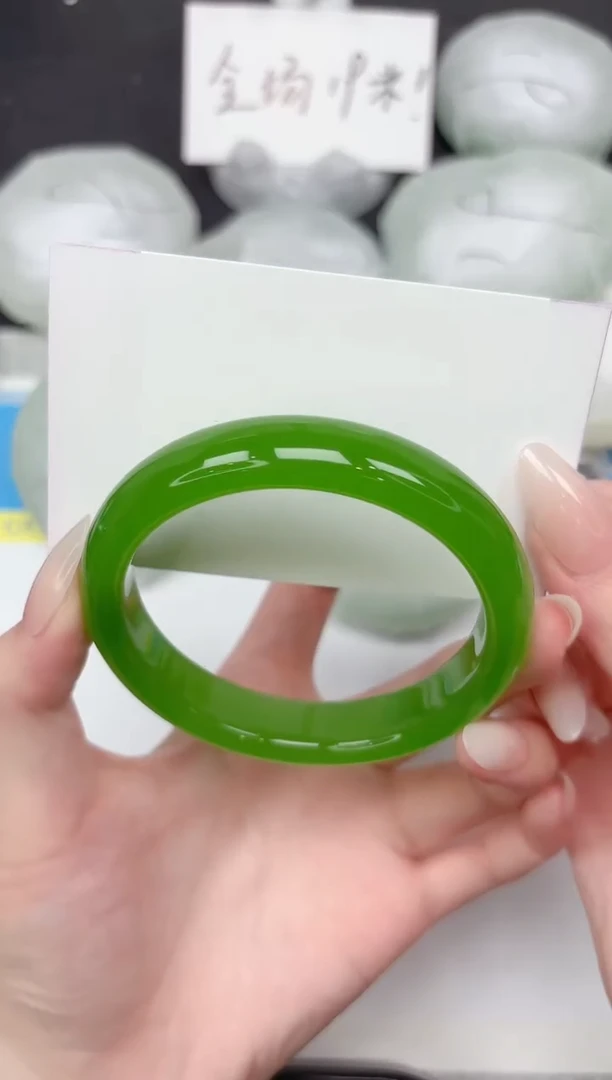 未镶嵌手镯石英质玉290-63