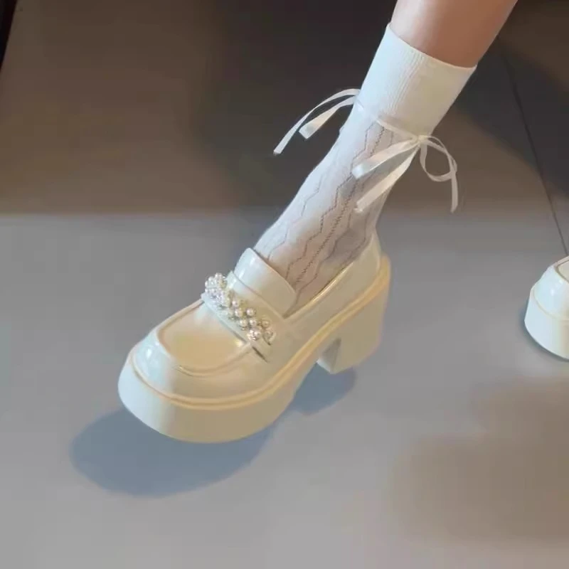 日系jk配裙子珍珠乐福鞋2025春季新款复古圆头百搭粗高跟小皮鞋女