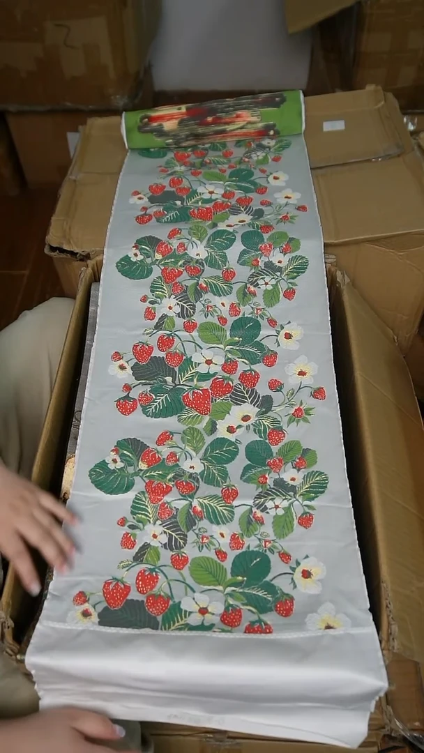 织绣13细密织小草莓