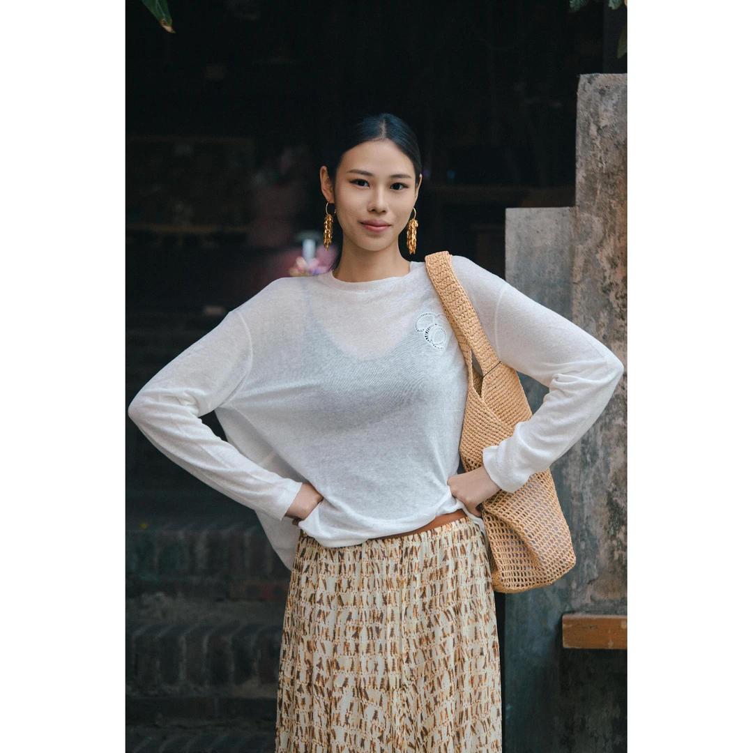汉麻亚麻轻薄针织罩衫2025年夏季新款圆领长袖刺绣针织衫9380