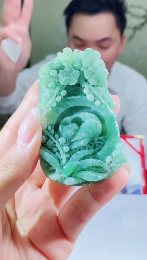 颈饰未镶嵌翡翠翡翠多样性发其一