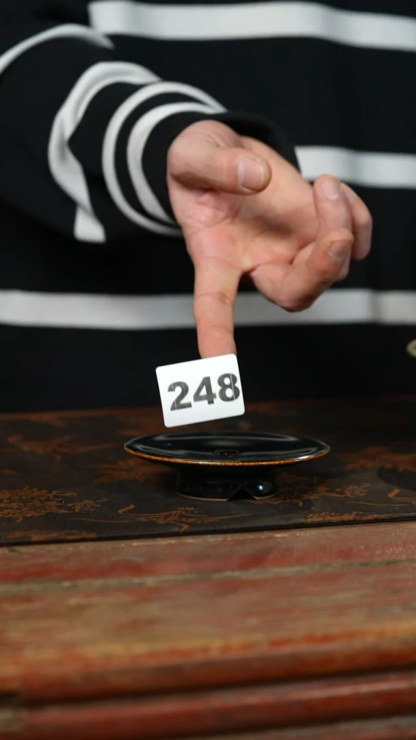 瓷片标题标题标题标题