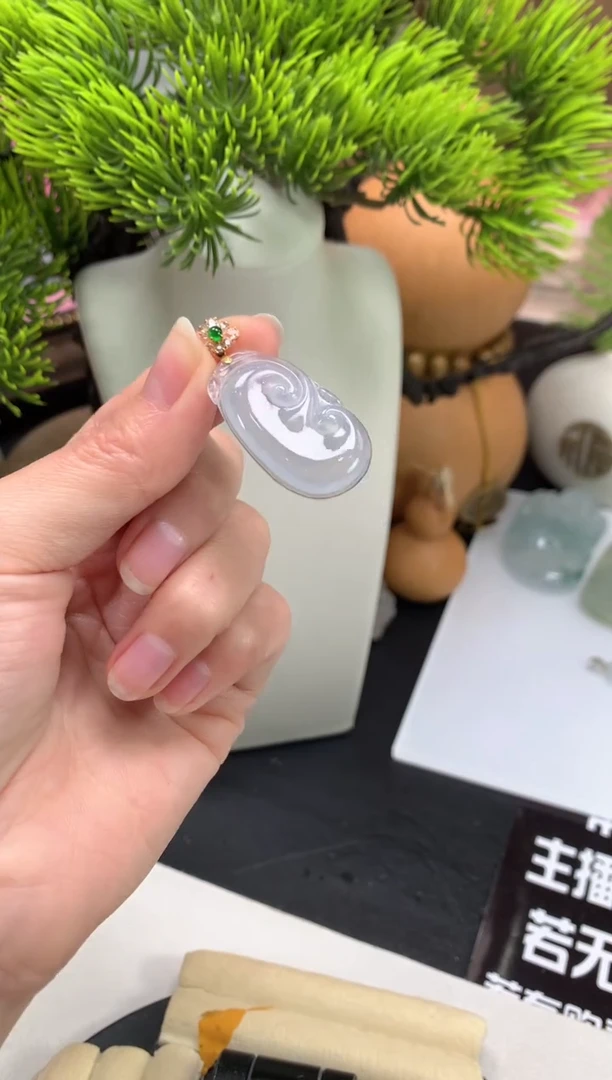 颈饰未镶嵌翡翠卓*---117497