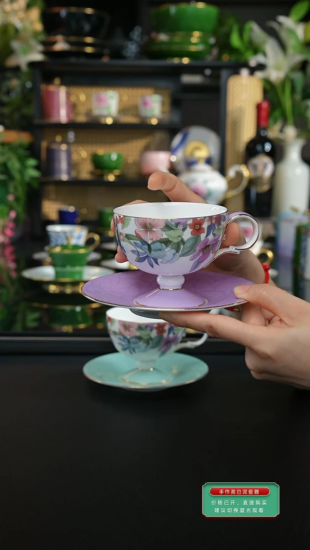 轻舞飞扬：紫色、、、、、