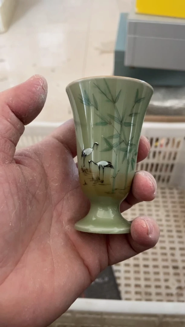 杯无运费险有瑕疵的摄影的产品有使用过的痕迹有点脏介意勿拍