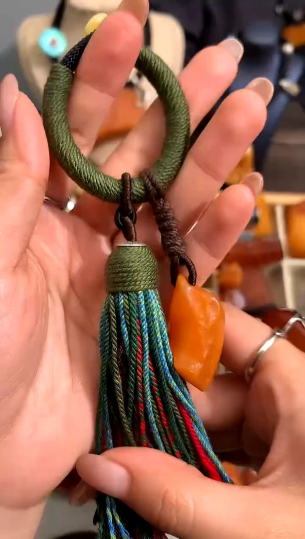 【闪购商品】蜜蜡裸石未镶嵌似玉