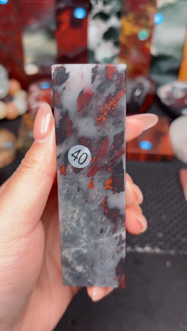 玉桂林鸡血创意摆件装饰 编号：40