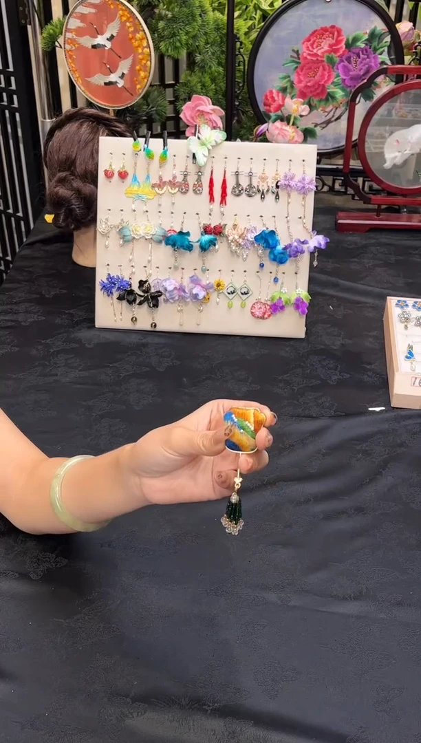 织绣C***苏非遗手工苏绣饰品