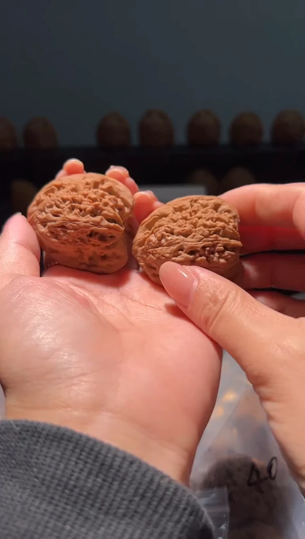 把件文玩核桃L****Y98南疆