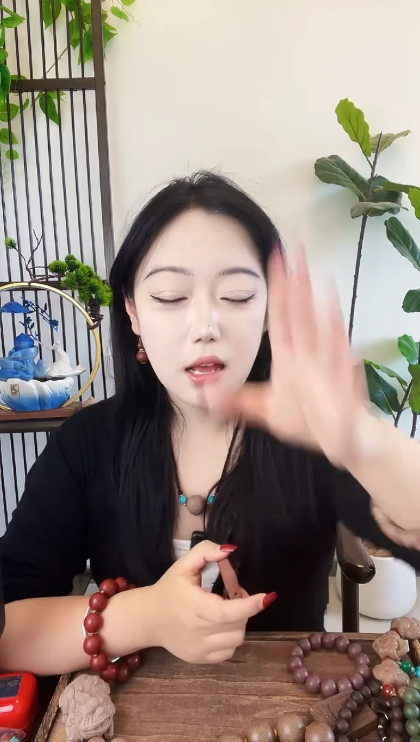 泥塑参茸养颜香方八卦牌子