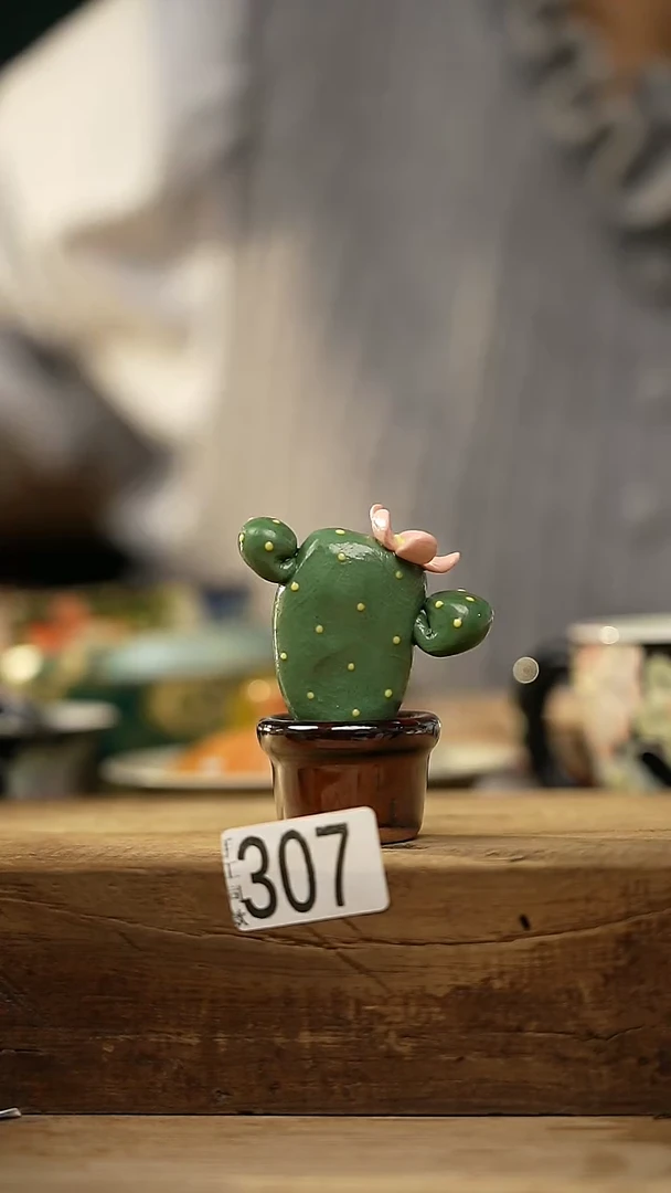 【闪购商品】瓷片新品！可爱仙人掌摆件/茶宠