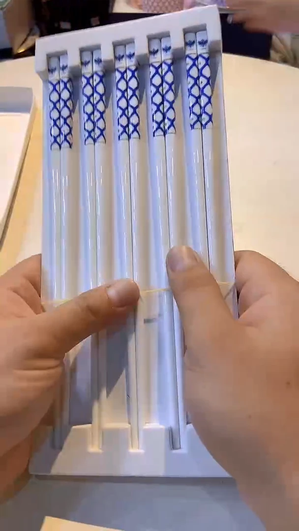 杯鸿辉家品牌瓷器，京东包邮！