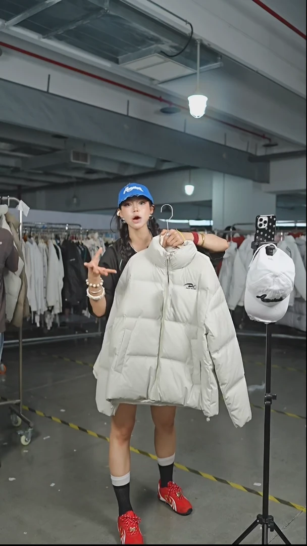 YKYB羽绒服短款M码
