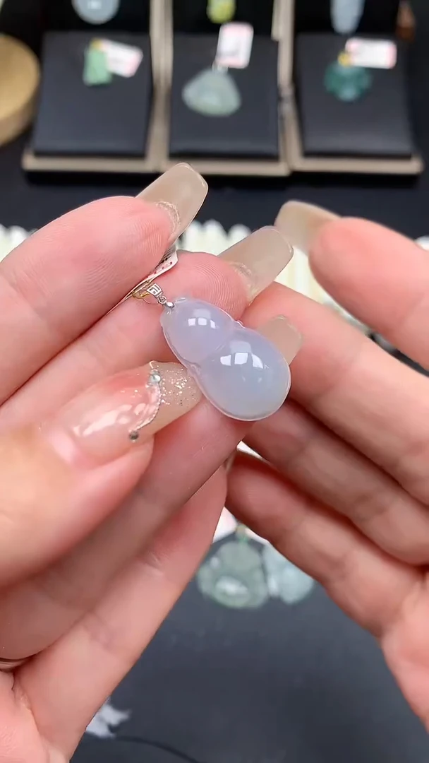 【闪购商品】翡翠吊坠(不含链)18K金镶嵌MS114311