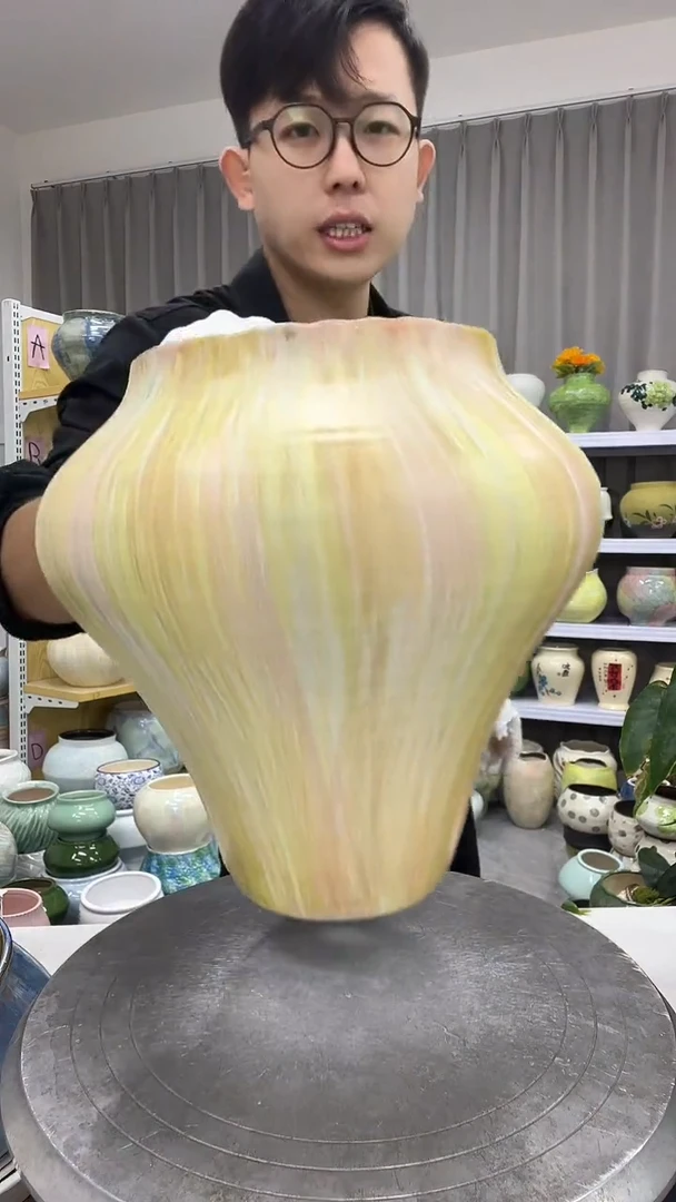 【10.8号】陶瓷花盆直播链接  高： 28    口：17