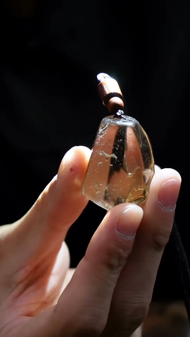 吊坠(赠链)未镶嵌水晶水晶