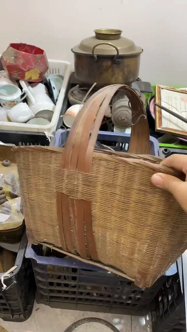传****班所拍商品均为残品，付款表示默认，不退不换，看好下单，